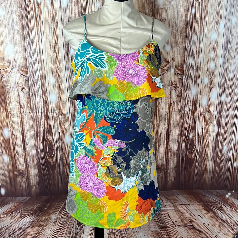 Narcisa Lang Sleeveless Bright Colored V Neck Open Back Blouse Top Small